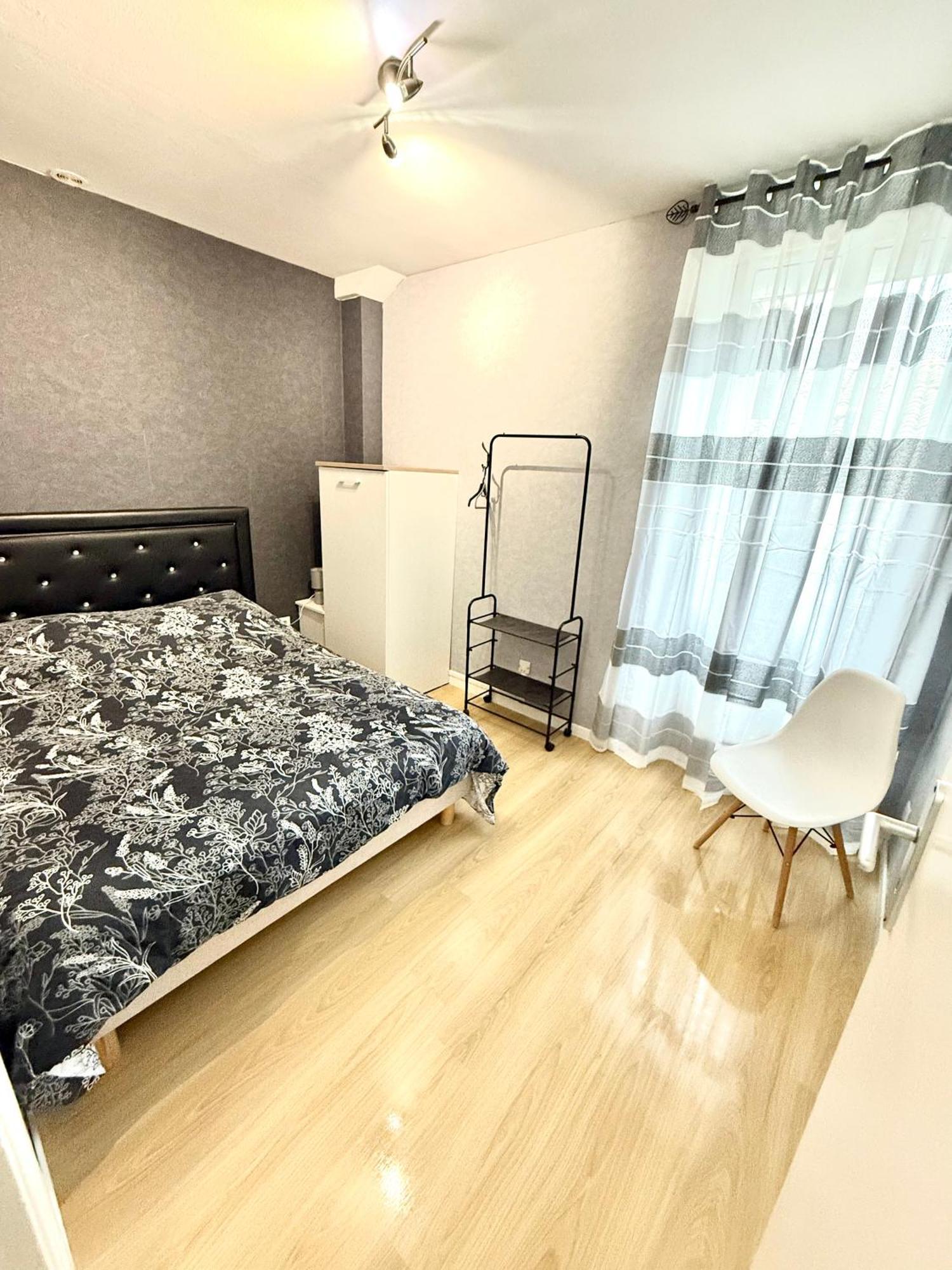 Apartament Le Retro Saint-Laurent-sur-Saone Zewnętrze zdjęcie