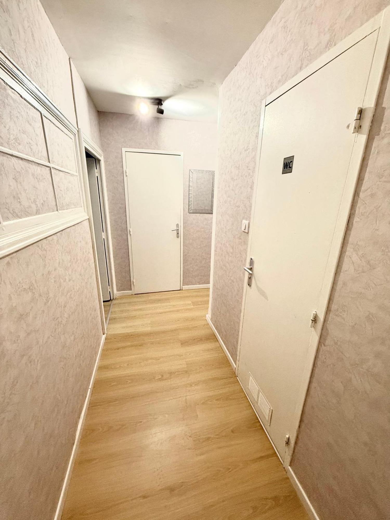 Apartament Le Retro Saint-Laurent-sur-Saone Zewnętrze zdjęcie